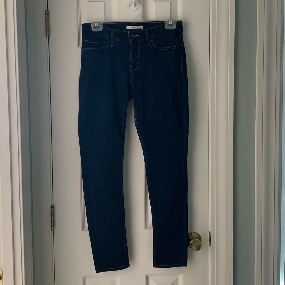 Levi jeans